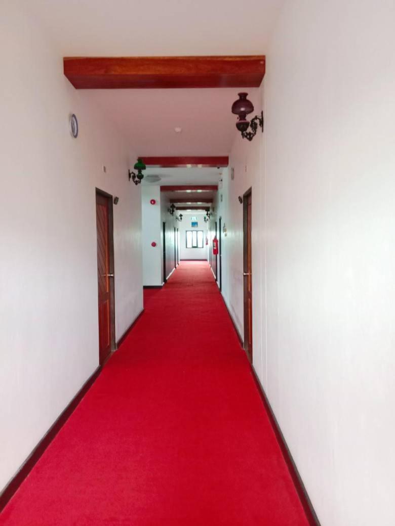 Jingjit Hotel Krabi town Esterno foto