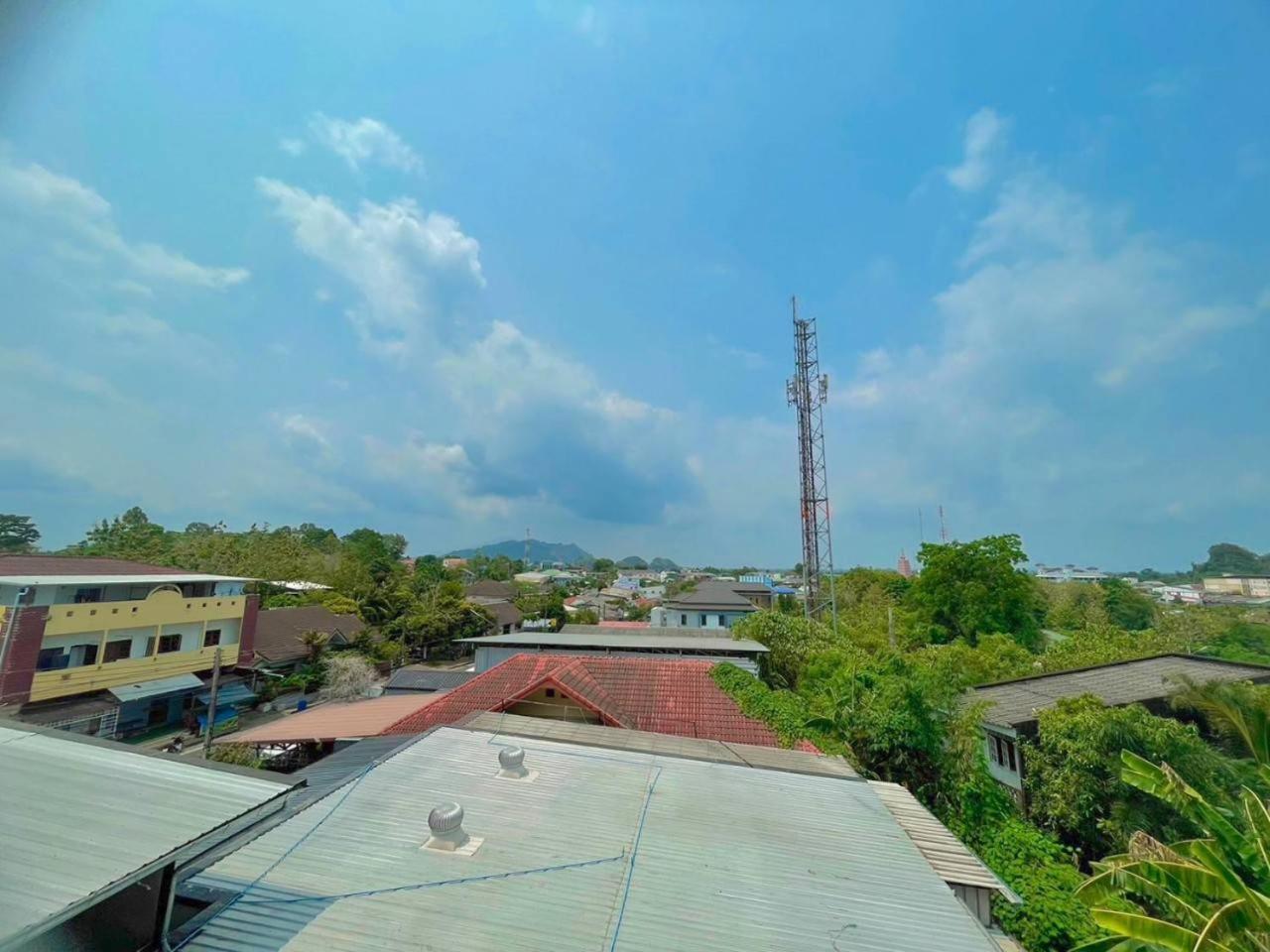 Jingjit Hotel Krabi town Esterno foto